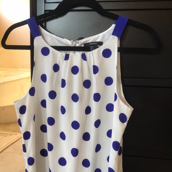 Summer dress - Picture 2 of 6